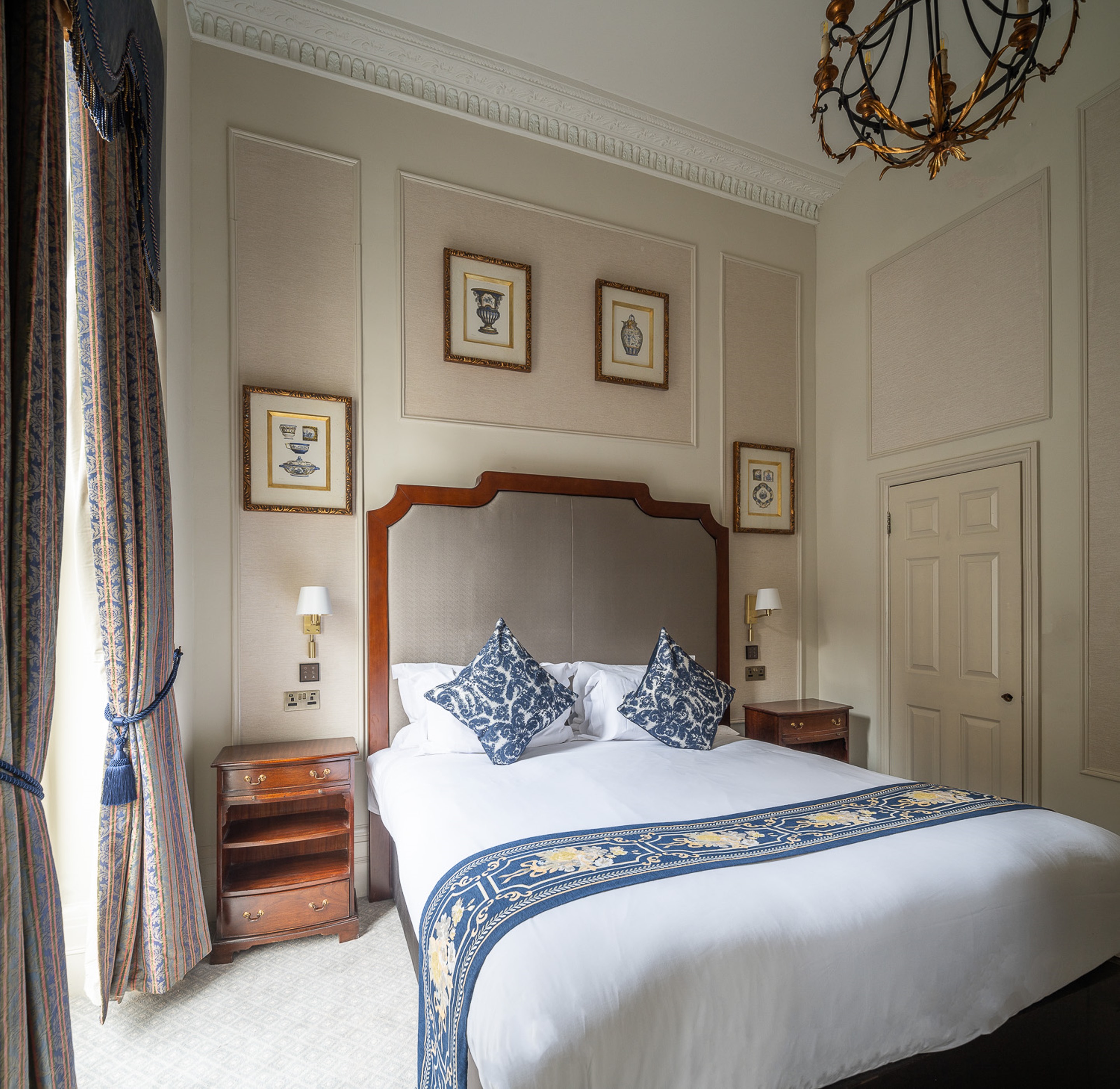 جناح سوبيريور بغرفة نوم واحدة، The Leonard Hotel 3/3