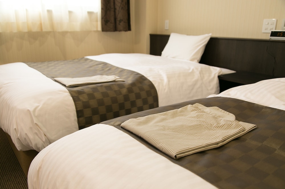 STANDARD, TWIN BEDS