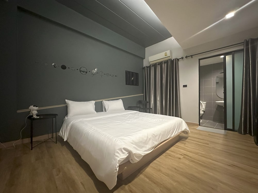 Bed-Room At Suvarnabhumi Airport 21/50