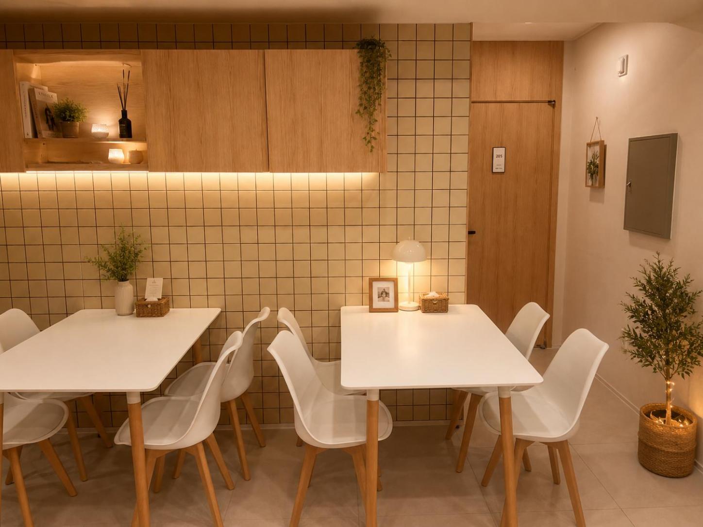 Mellow Stay Hongdae 43/50