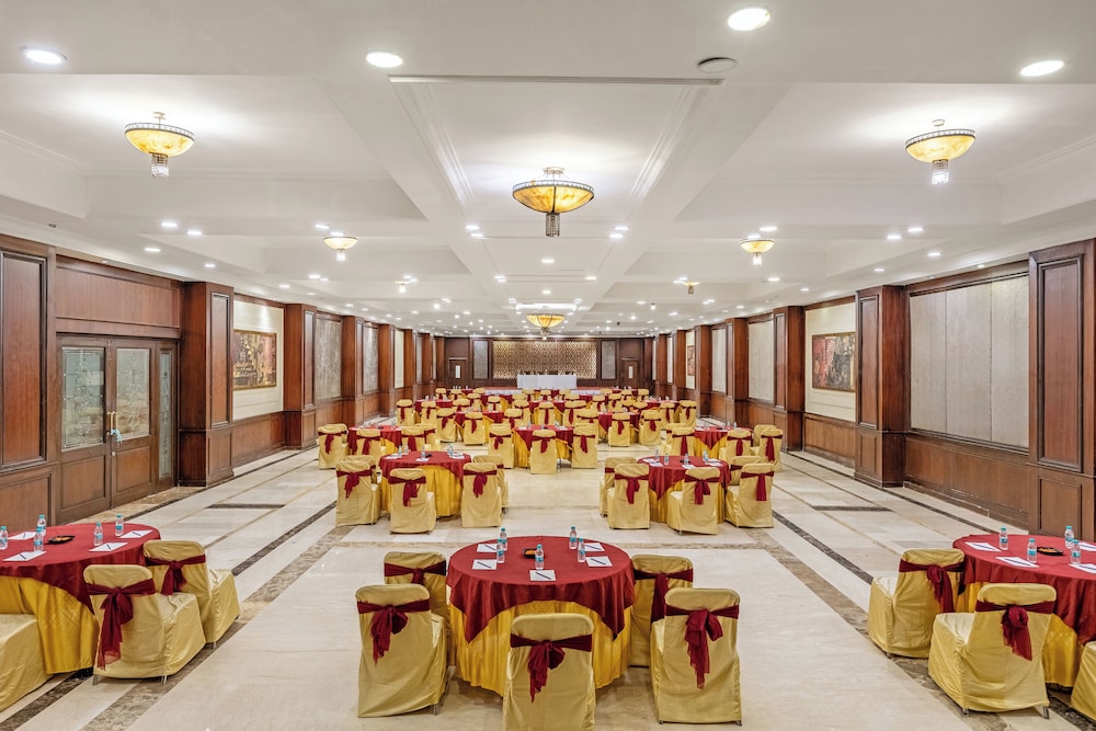 AMARGARH RESORT 57/66