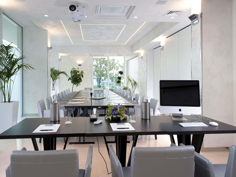 MERCURE RIMINI ARTIS 40/50