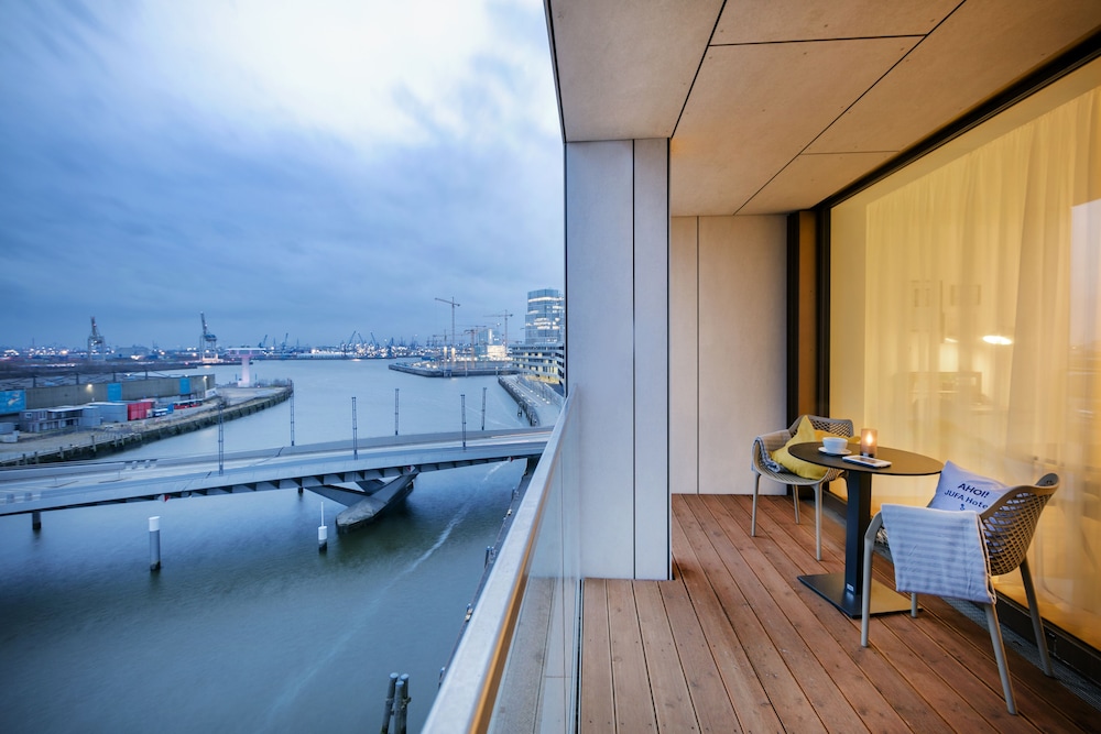 JUFA Hotel Hamburg HafenCity 20/31
