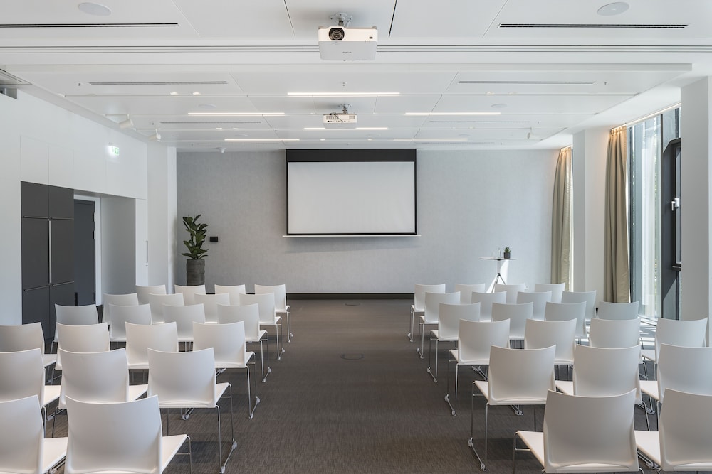 MELIA FRANKFURT CITY 52/65