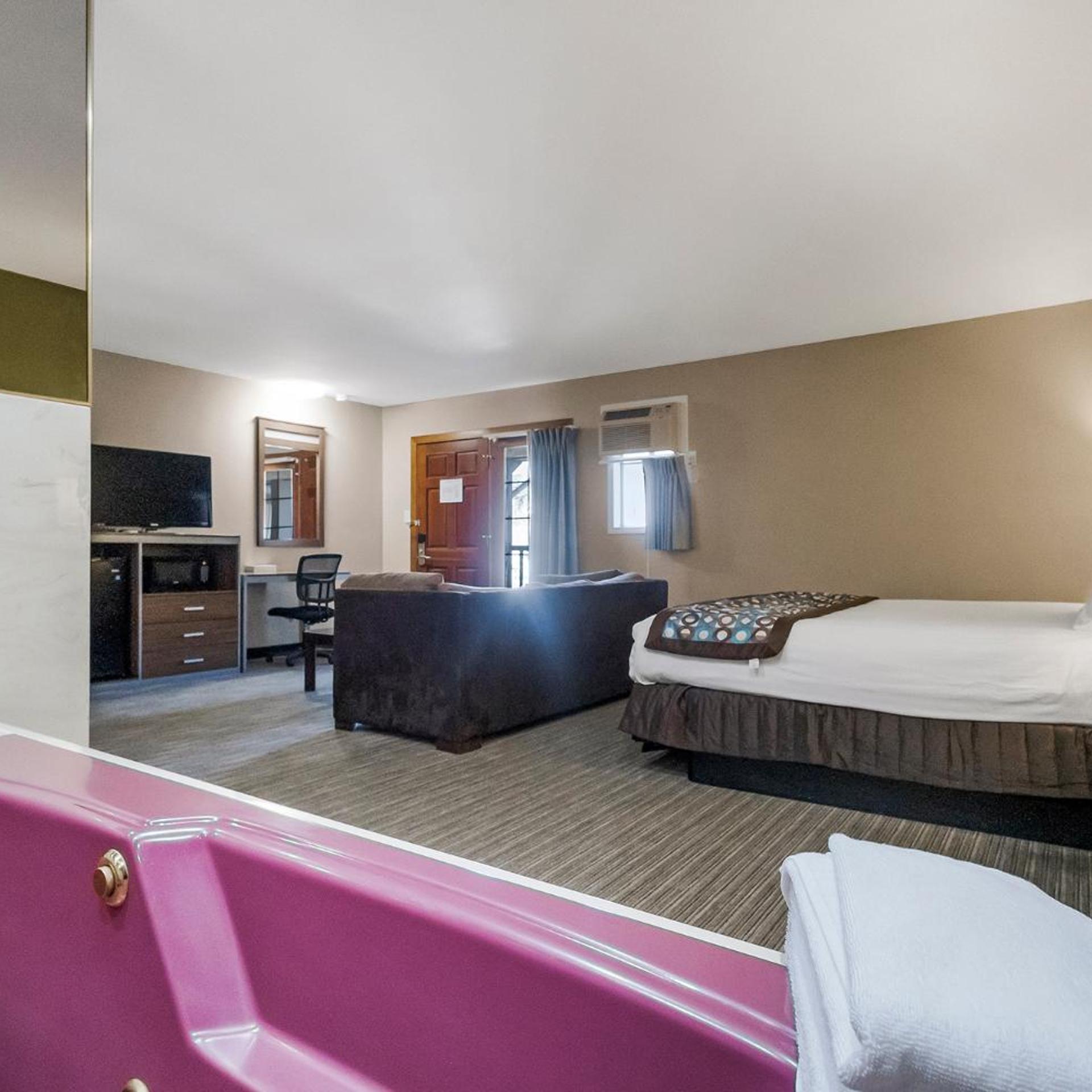 Spa, Deluxe, Suite