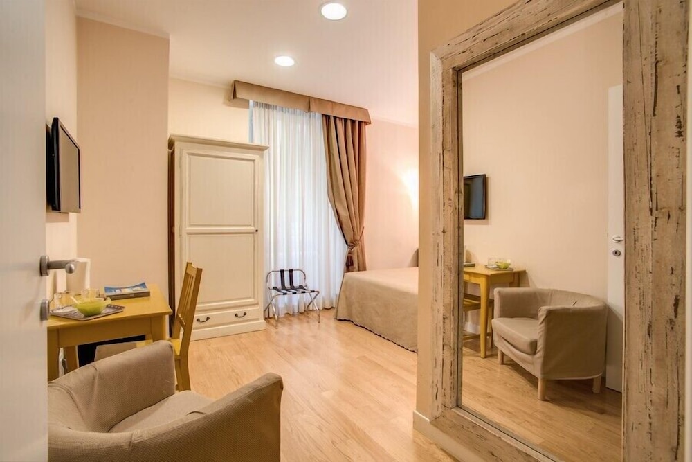Residenza Dei Gracchi 26/34