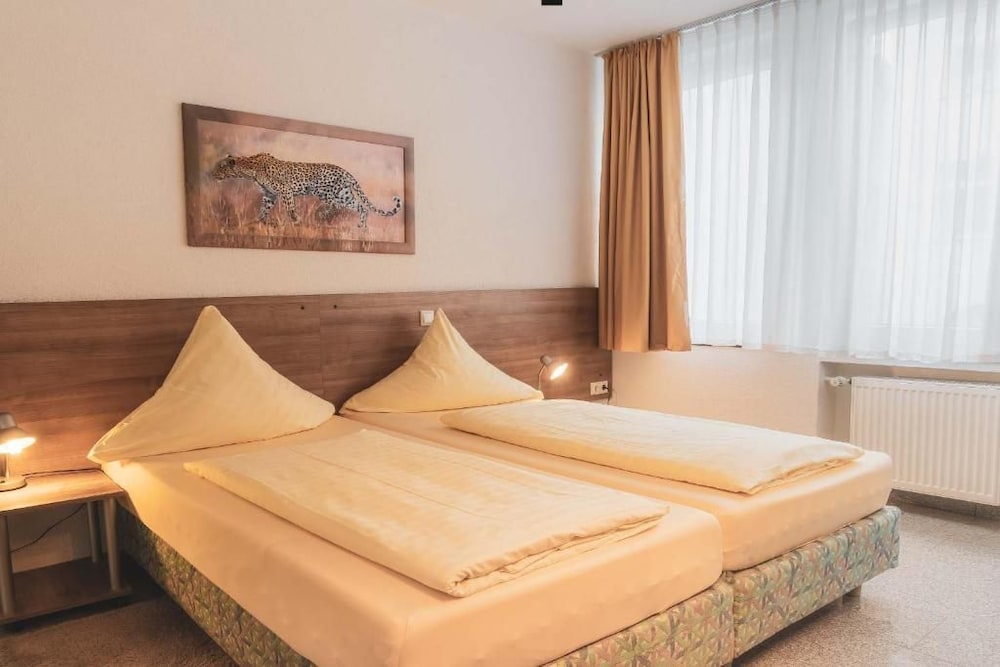 Parkhotel Friedrichstrasse 16/42