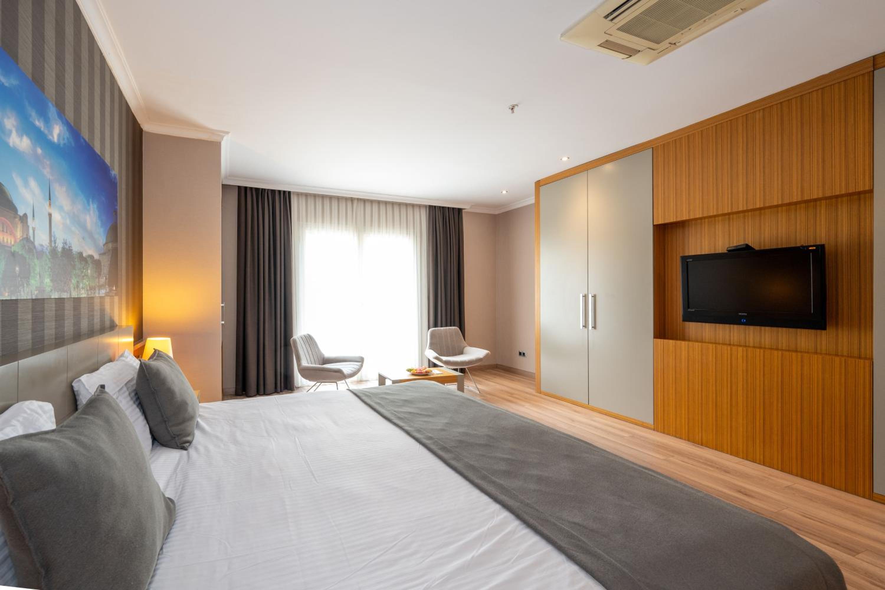 rooms