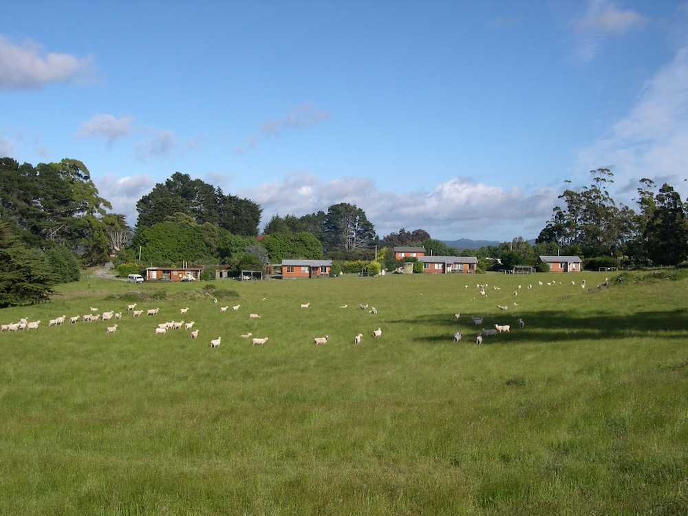 AAA GRANARY ACCOMMODATION-THE LAST RESORT 56/63