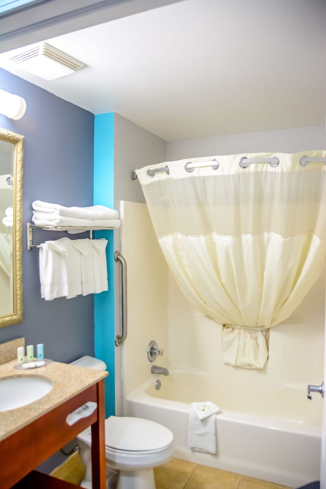 Quality Inn Merrimack - Nashua, NH 9/30