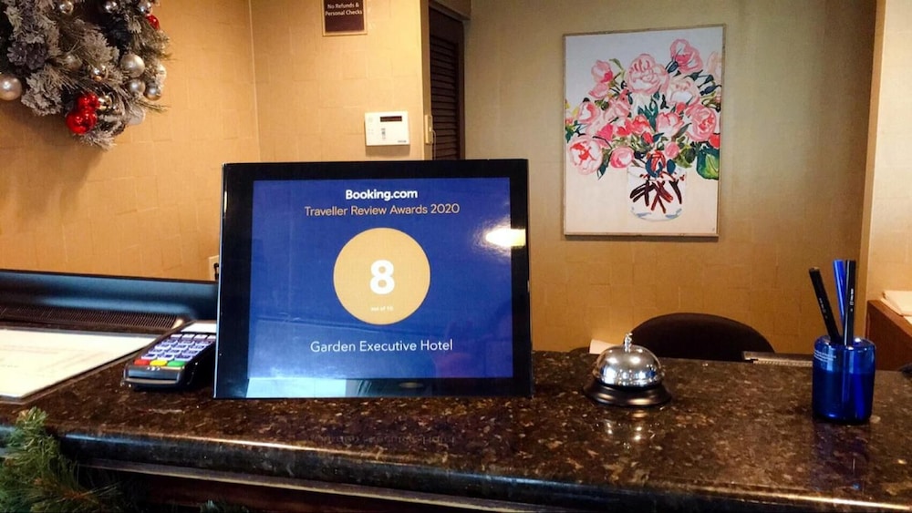 Garden Executive Hotel 38/58