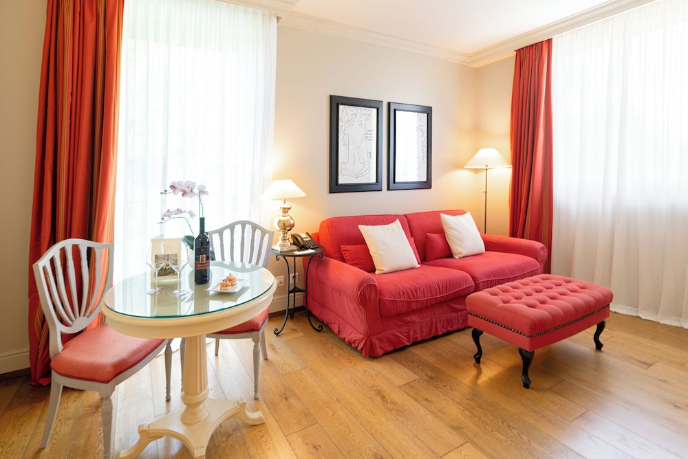 Resort Collina D Oro 25/40