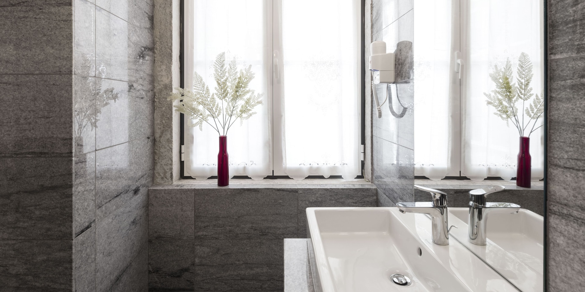 Studio, Kitchenette