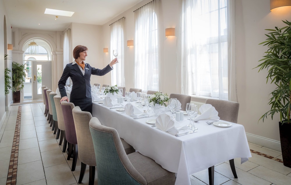 Maldron Hotel Cork 37/42