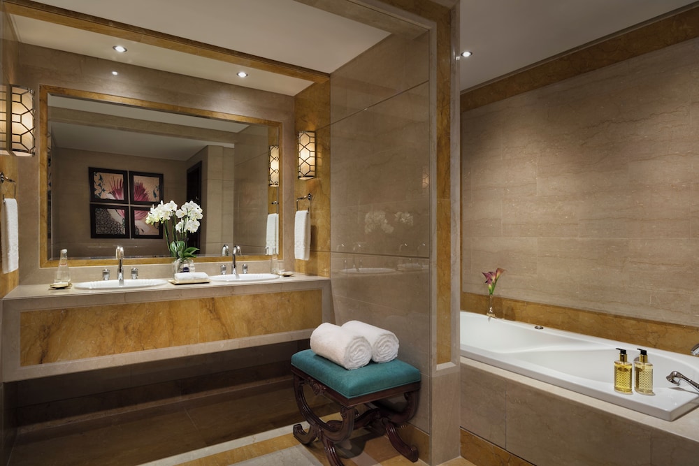 Al Najada Doha Hotel By Tivoli 48/48
