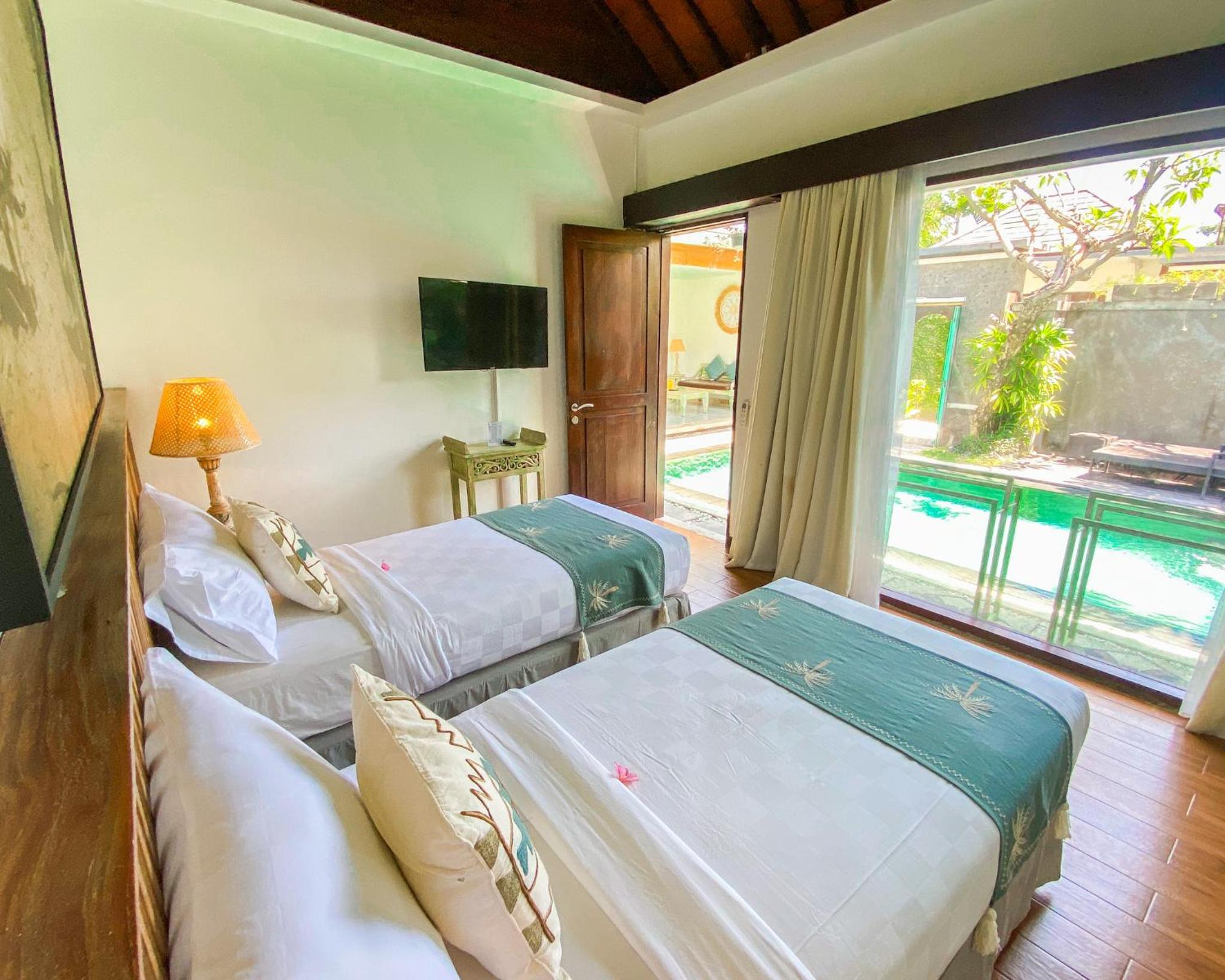 2 Bedrooms, Pool, Suite, Villa