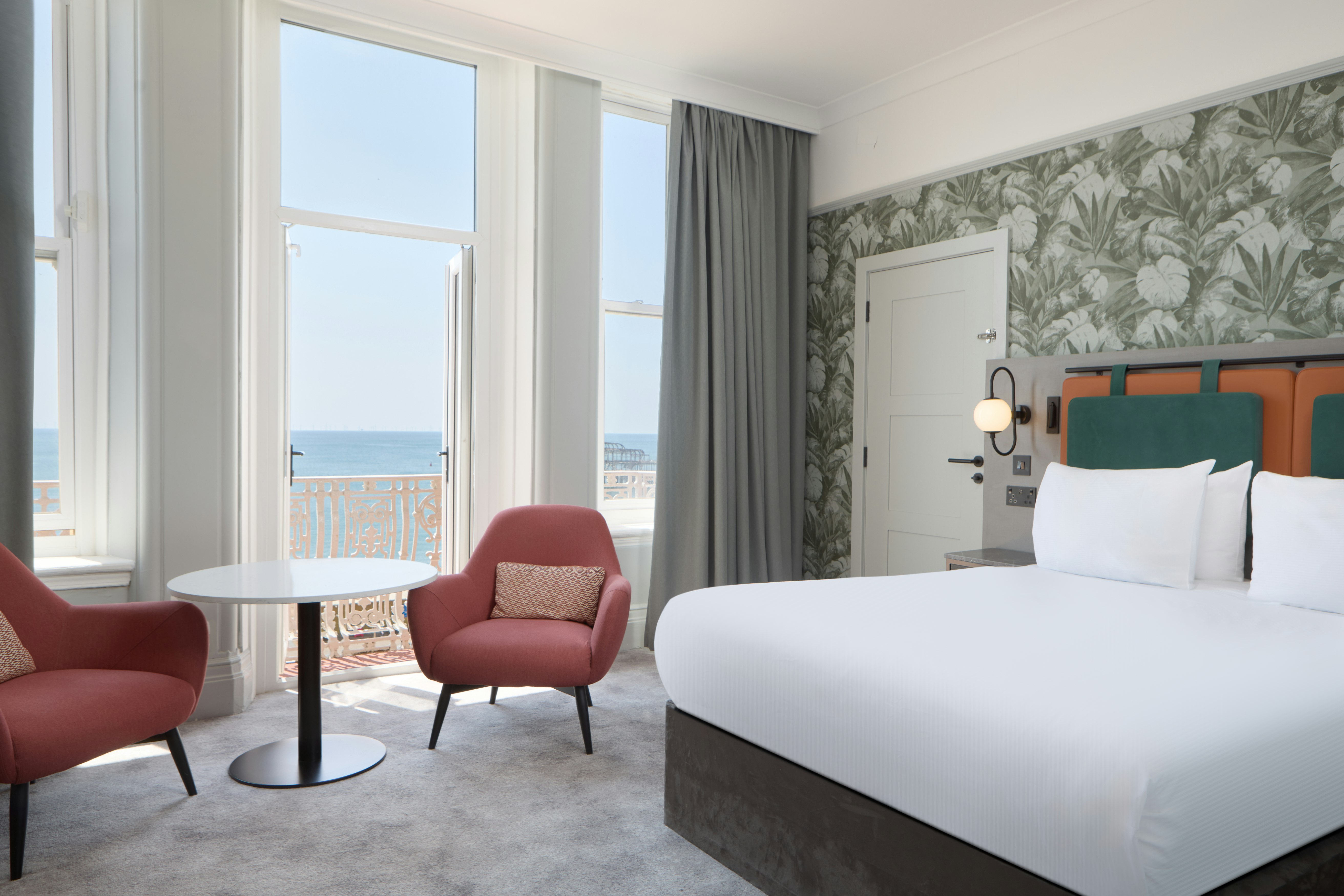 SUPERIOR, QUEEN BED, SEA VIEW, BALCONY