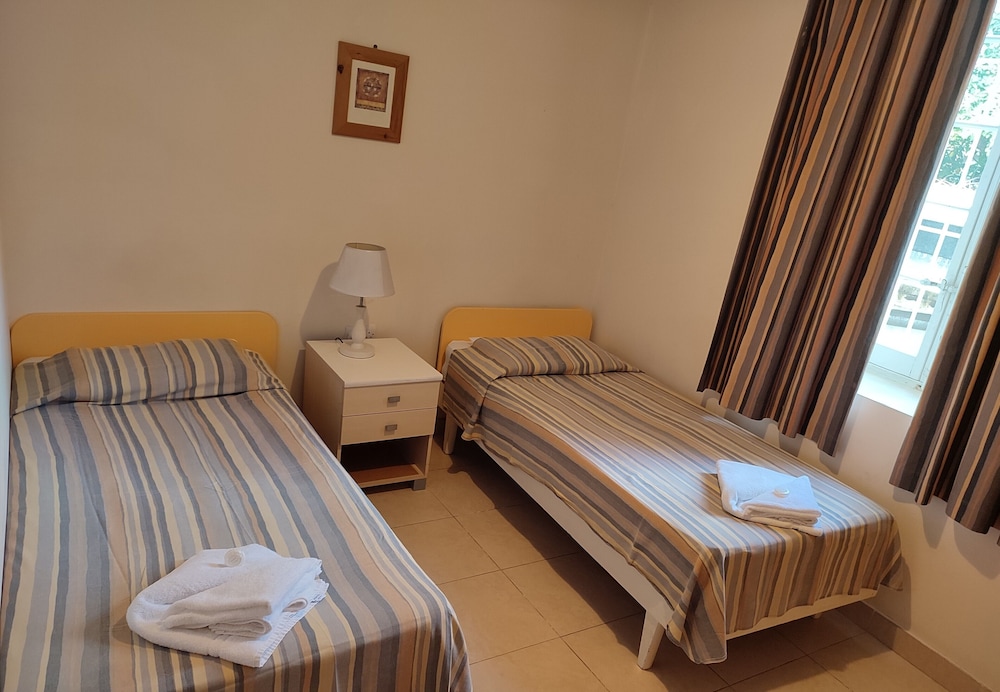 SC Club Village 12/50