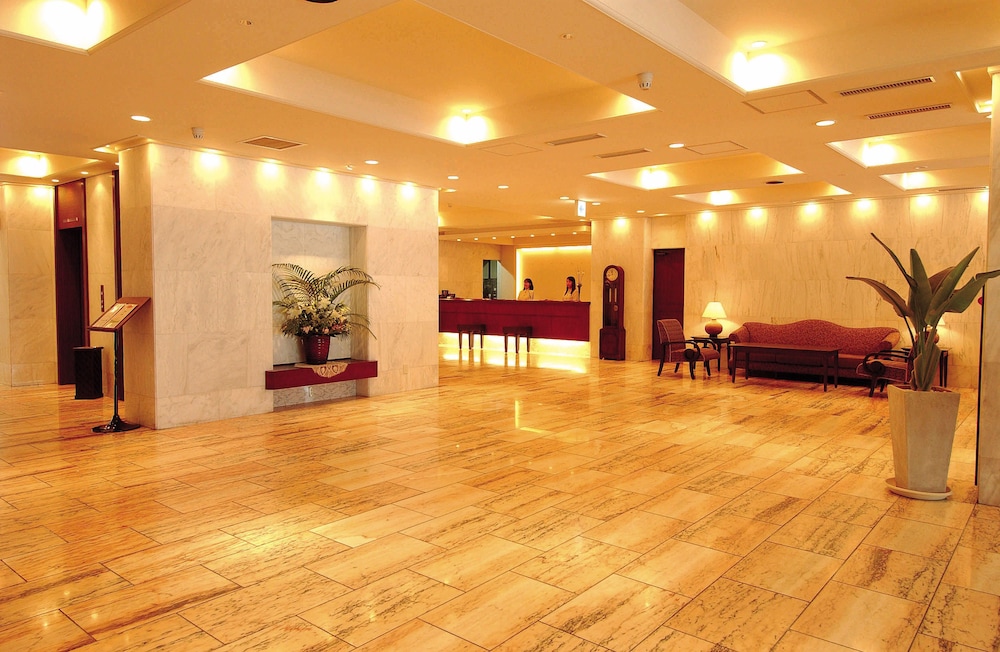Ryukyu Sun Royal Hotel 4/57