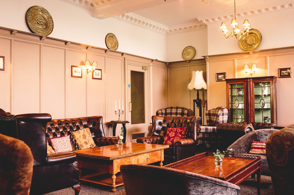 Causeway Hotel 45/68