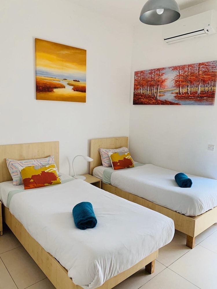 Hostel Malti 10/50