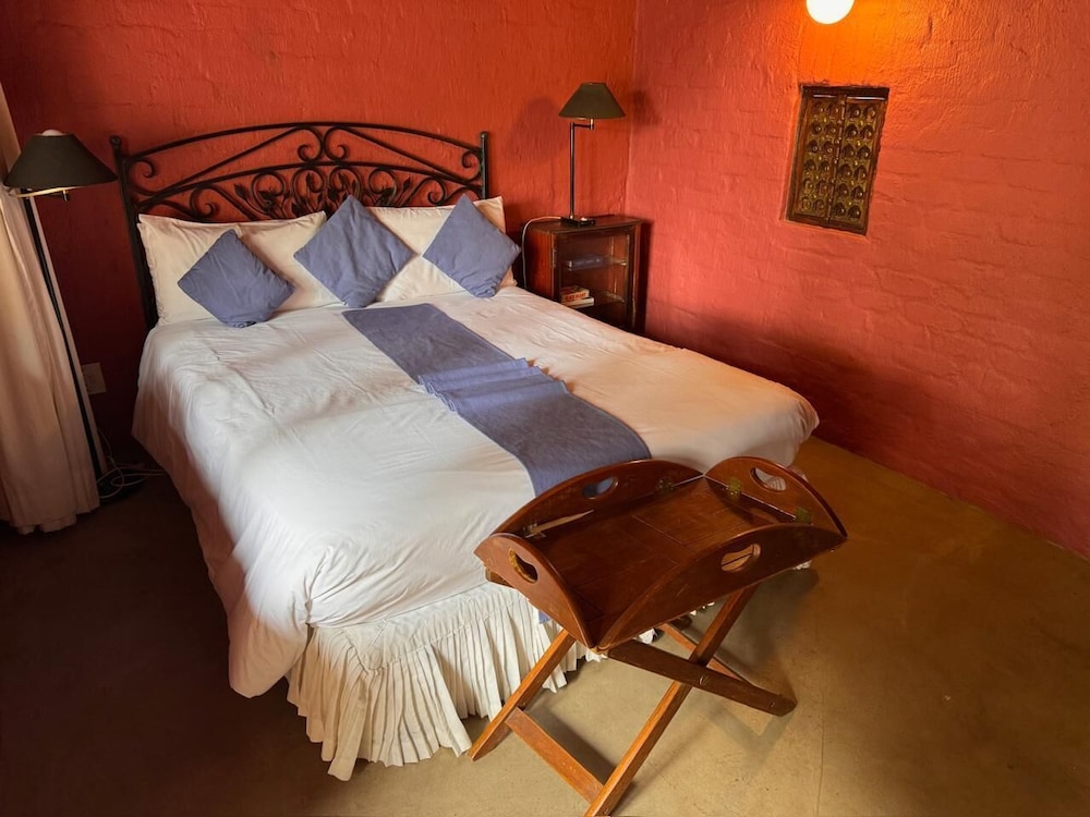 River House Lodge 17/50