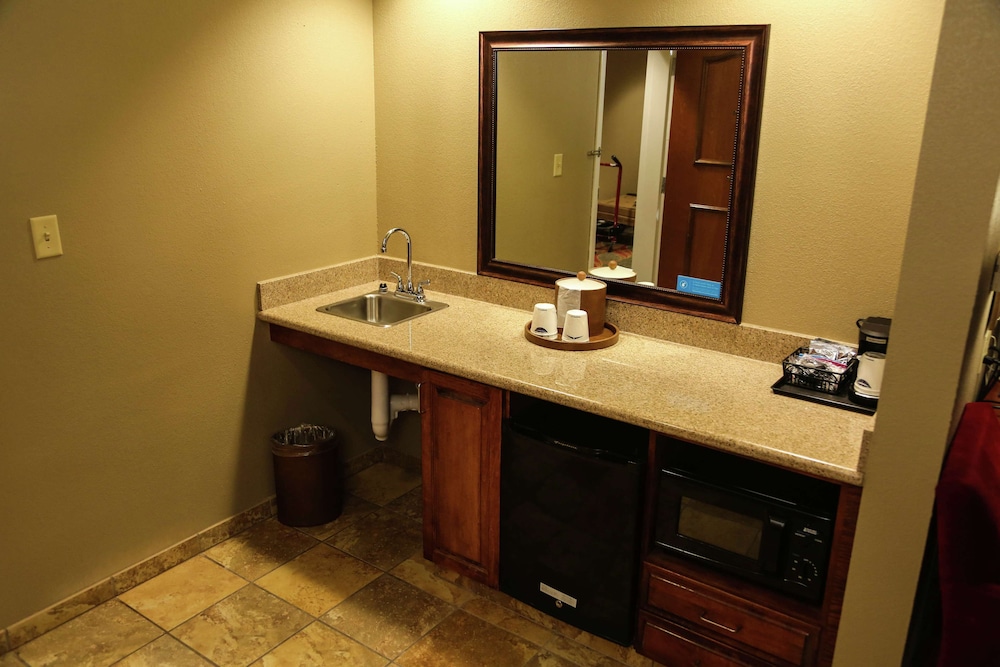 Hampton Inn & Suites McComb 44/49