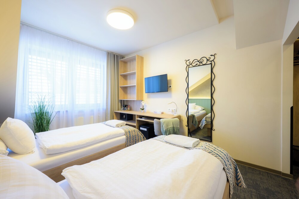 Hotel Roudna 25/69