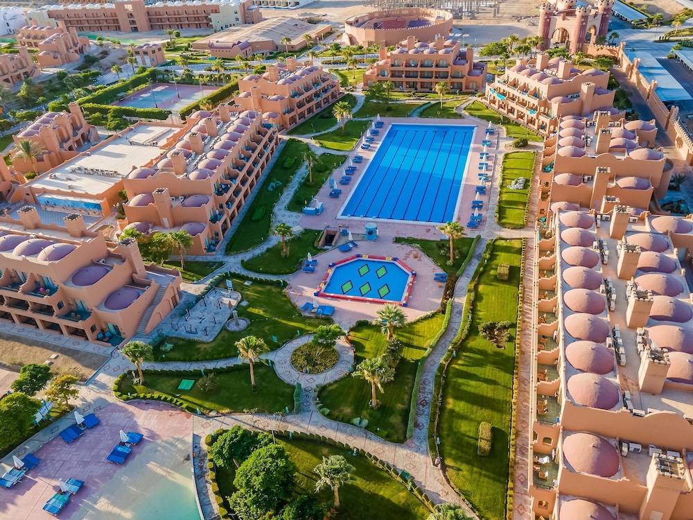 Akassia Swiss Resort in QUSEIR