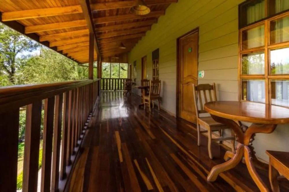 Monteverde Country Lodge 42/72