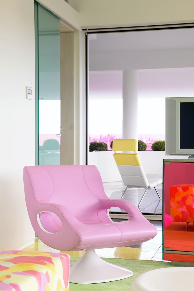 Penthouse Suite
