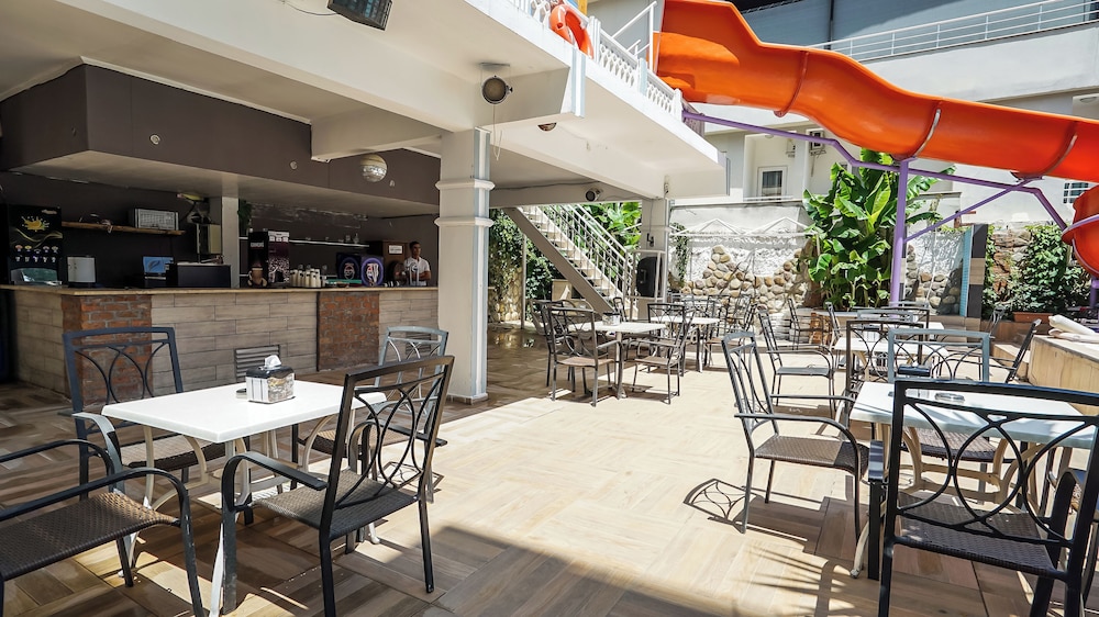 Nex Royal Beach Hotel 28/41