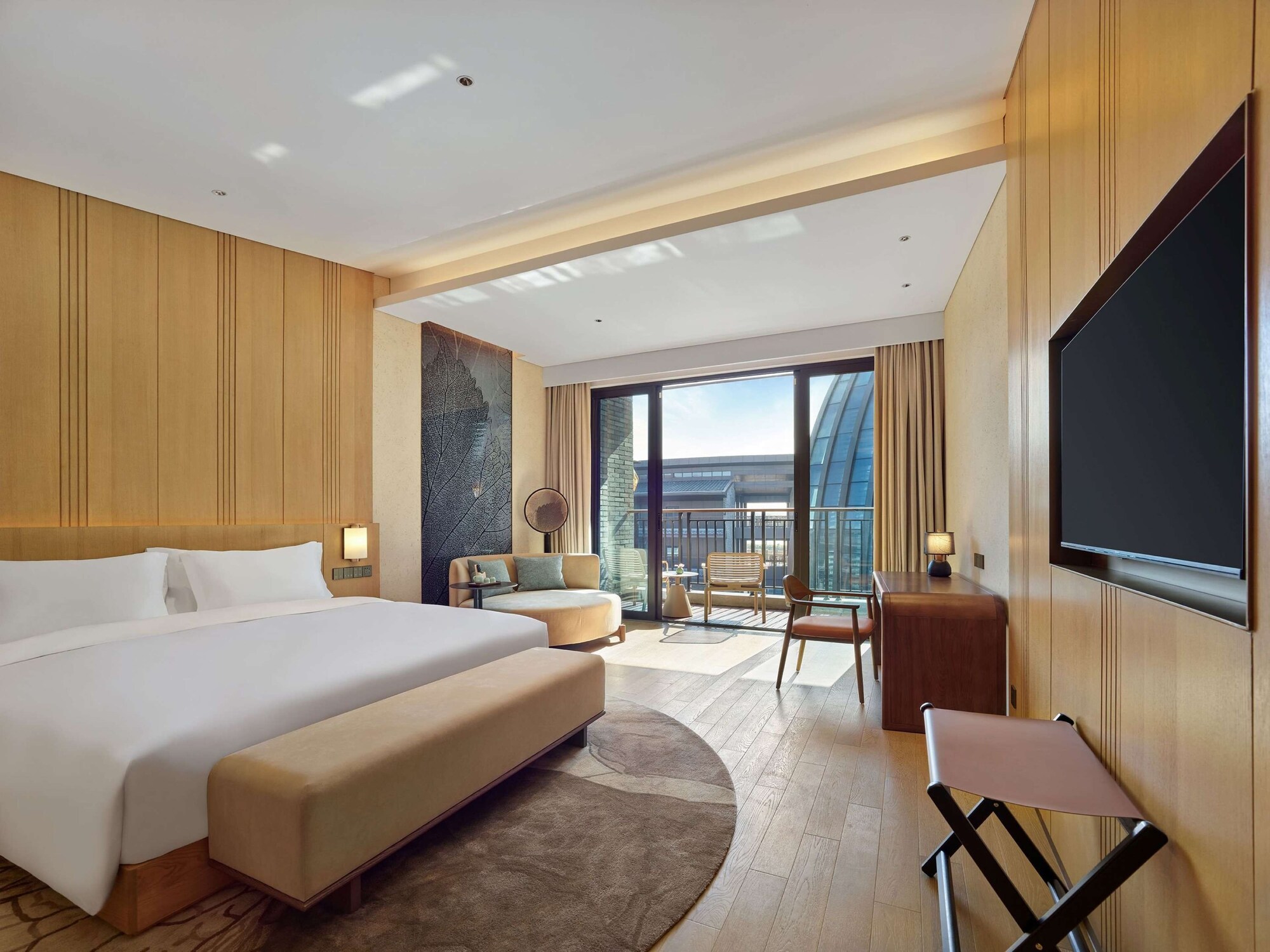 Serene, King Bed