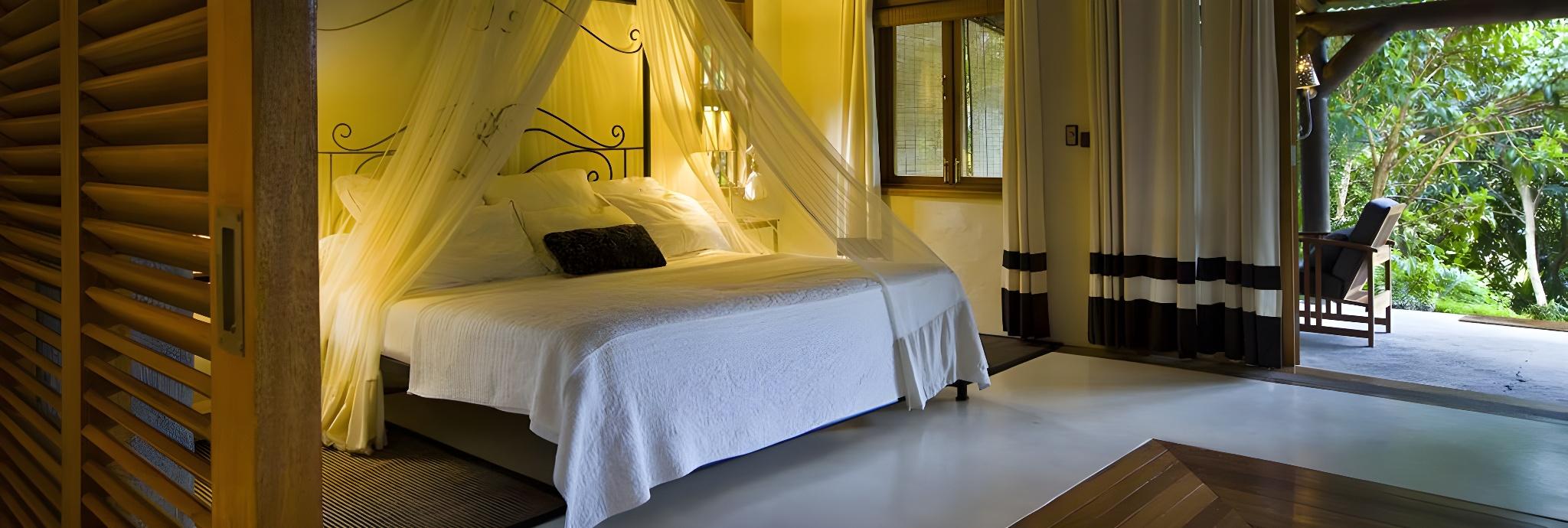Pool, Suite, King Bed, Sea View
