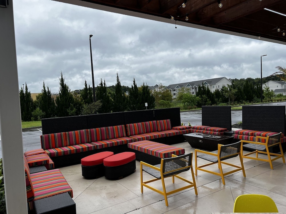 Home2 Suites by Hilton Hinesville 9/16