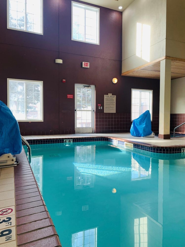 GrandStay Residential Suites Hotel- Saint Cloud 16/45