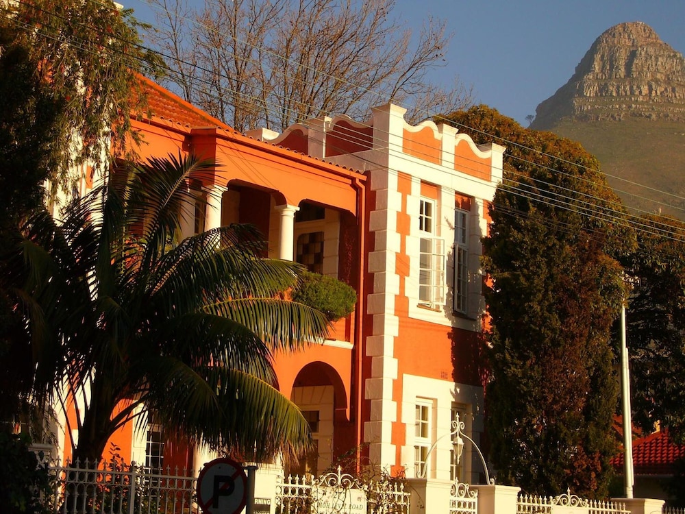 The Villa Rosa Bed and Breakfast 3/43