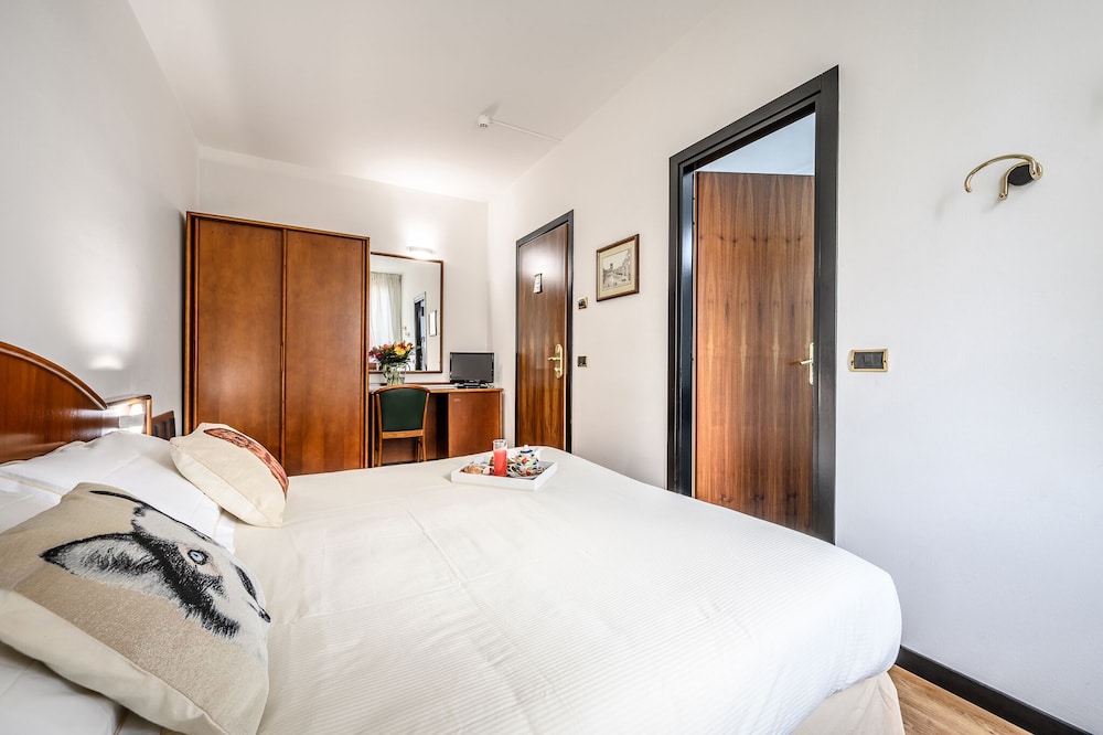 Hotel Daunia 11/34