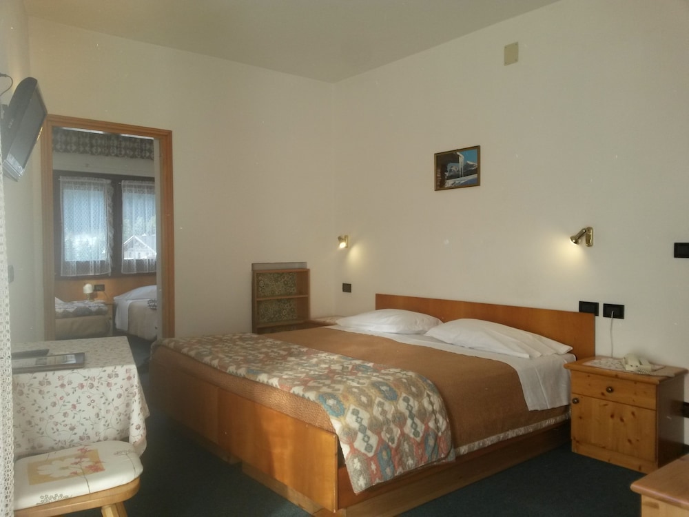 Hotel Oswald 18/40