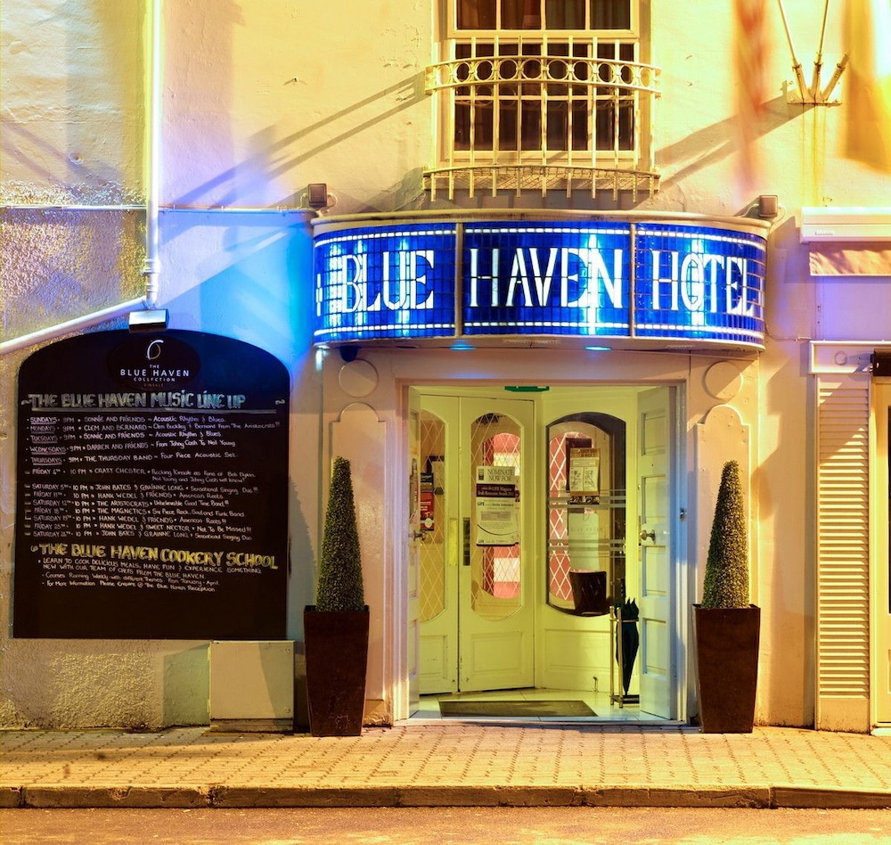 The Blue Haven Hotel 37/61
