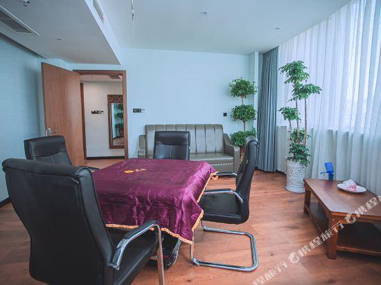 Wulong Hotel 16/19