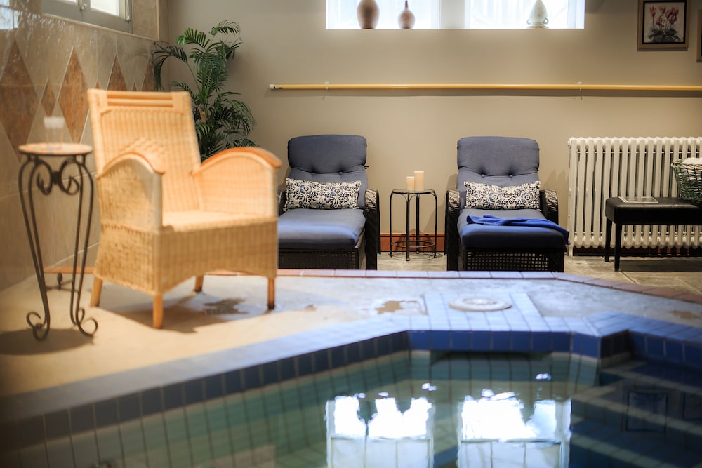 Monastery Spa And Suites By The Leaside Group 37/50