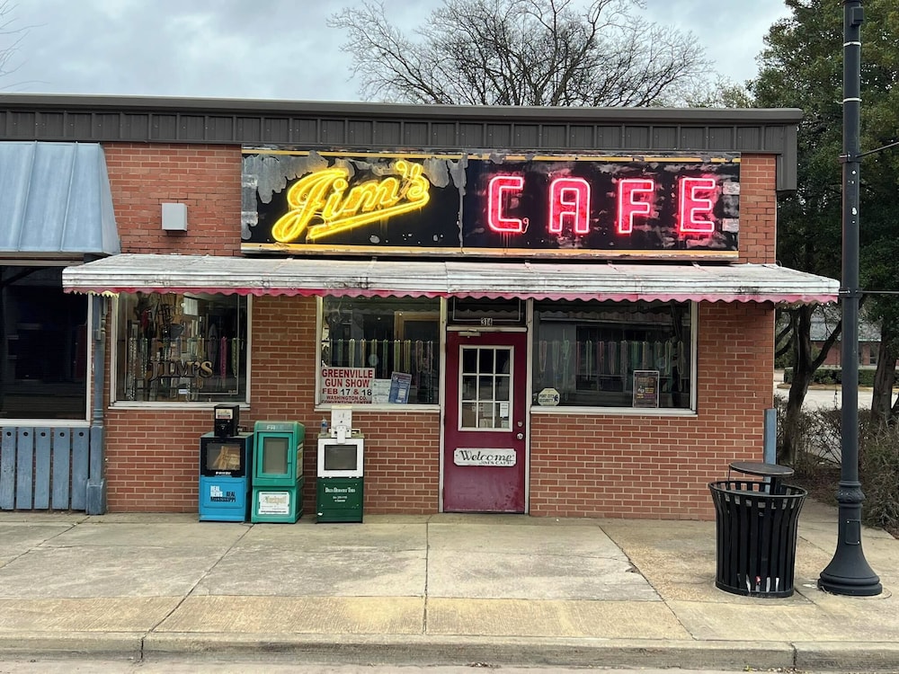 Greenville Inn Suites 4/67