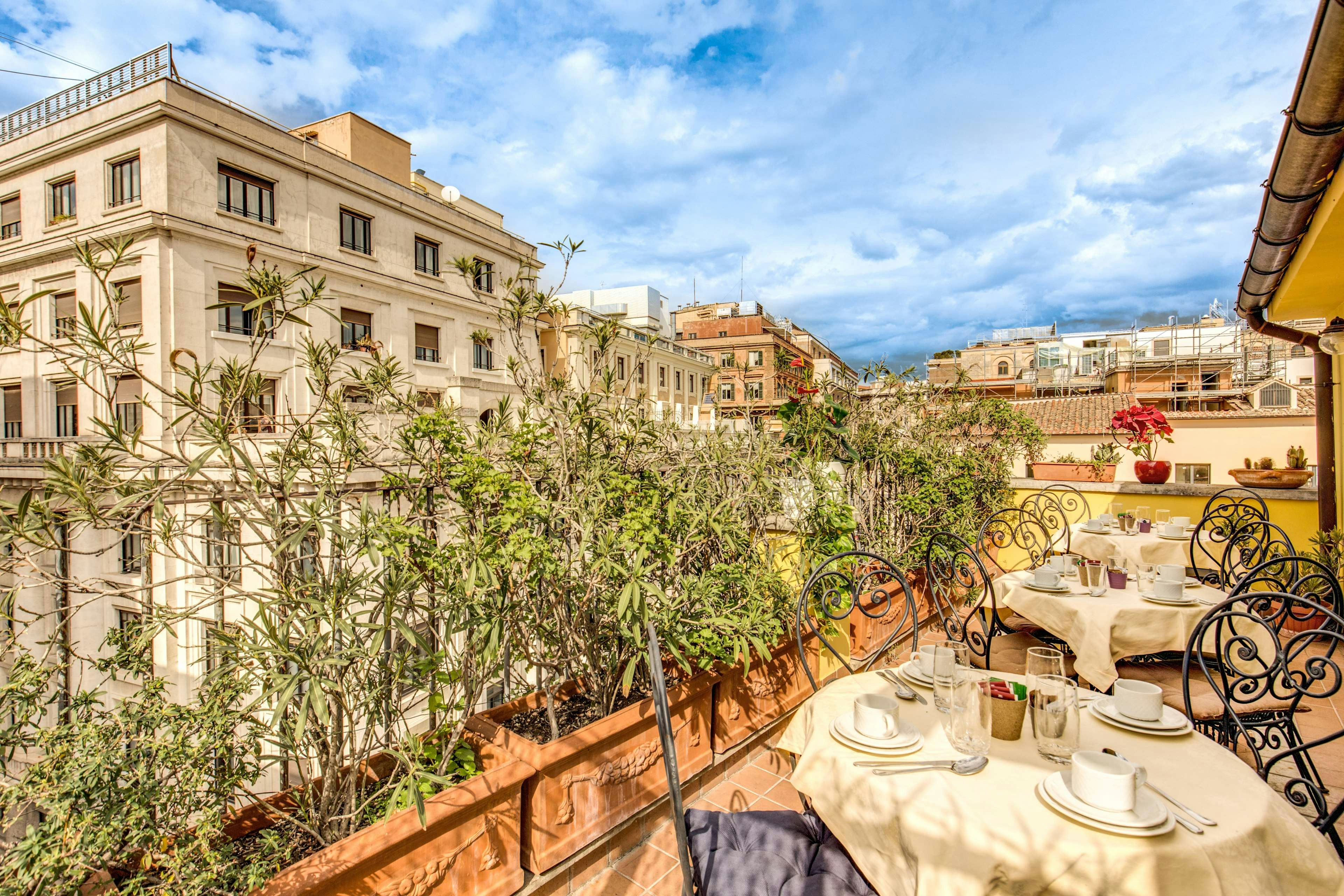 Hotel Cinquantatre 20/29