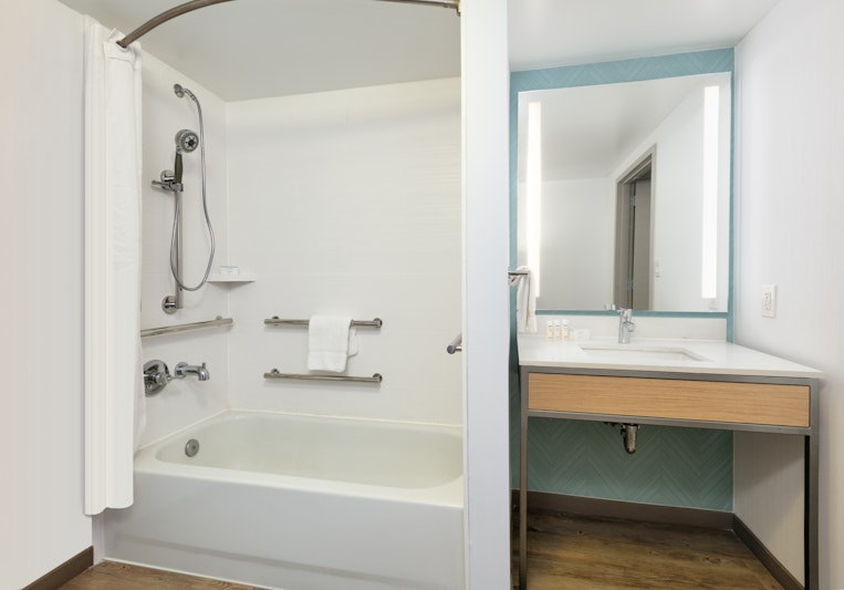 Hilton Garden Inn Irvine East-Lake Forest 25/25