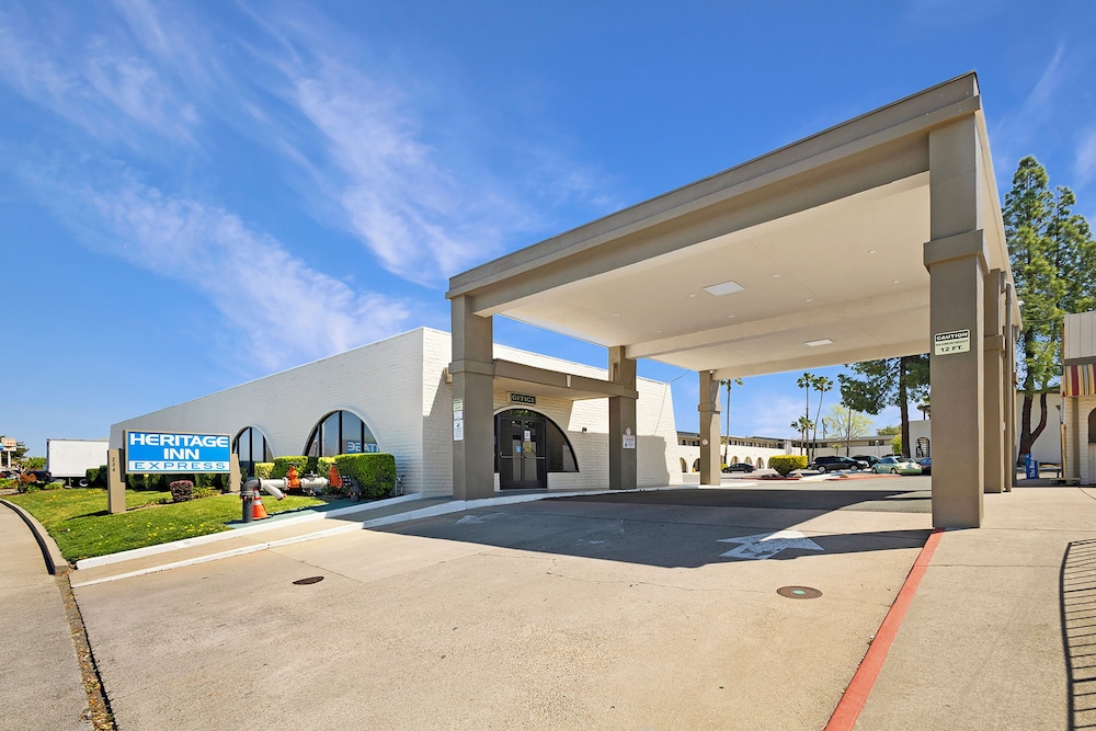 Heritage Inn Express Roseville 39/51