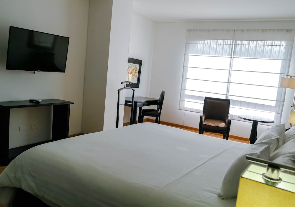 HOTEL INTERNACIONAL LA TRIADA 14/65