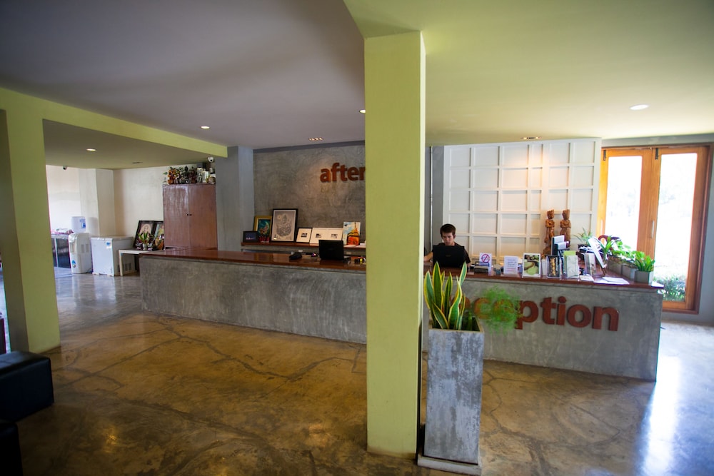 Afterglow Hostel 8/50