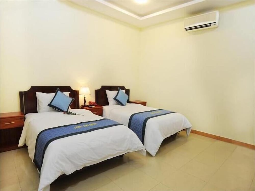 Song Thu Hotel 12/35