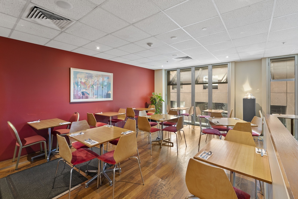 YEHS Hotel Melbourne CBD 51/57